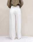 Pantalone Wide Leg Bianco – Vita Alta con Tasche a Toppa Cod.95087