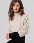 Maglione lupetto bicolore Crudo - cod. 556SAKO234 - SURKANA