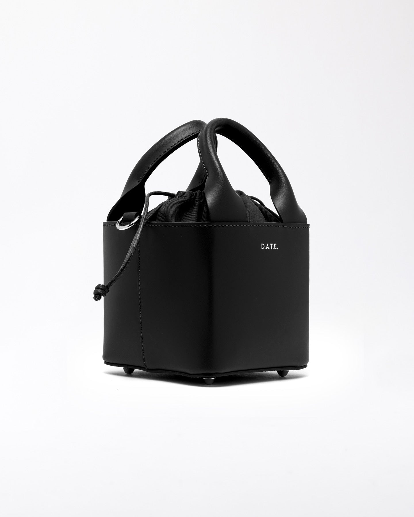 FW25 D.A.T.E. CUBO BAG LEATHER BLACK - Marcello Fontana Shop