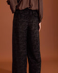 pantaloni morbidi in velluto con stampa paisley cod. WM120P02BLK - Nero - Meisie