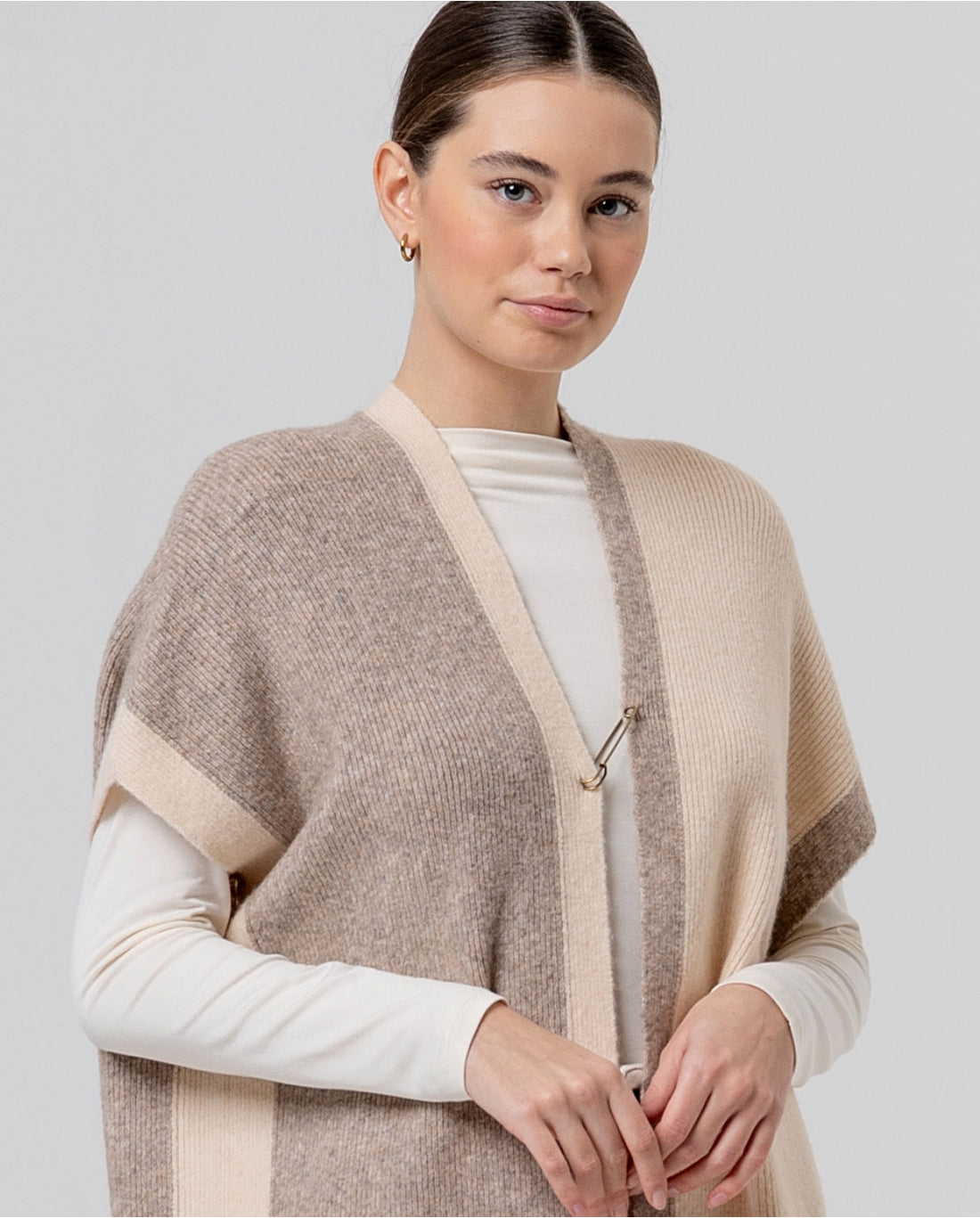 Poncho in maglia color block Beige - cod. 36POKI831_05 - SURKANA
