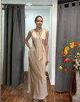 Abito Lungo con Foulard Beige