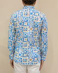 Camicia in cotone stampa maioliche mediterranee - Azzurro