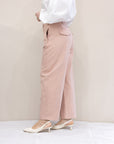 Set Coordinato Denim Rosa Cipria – Giacca con Rouches e Pantalone Wide Leg