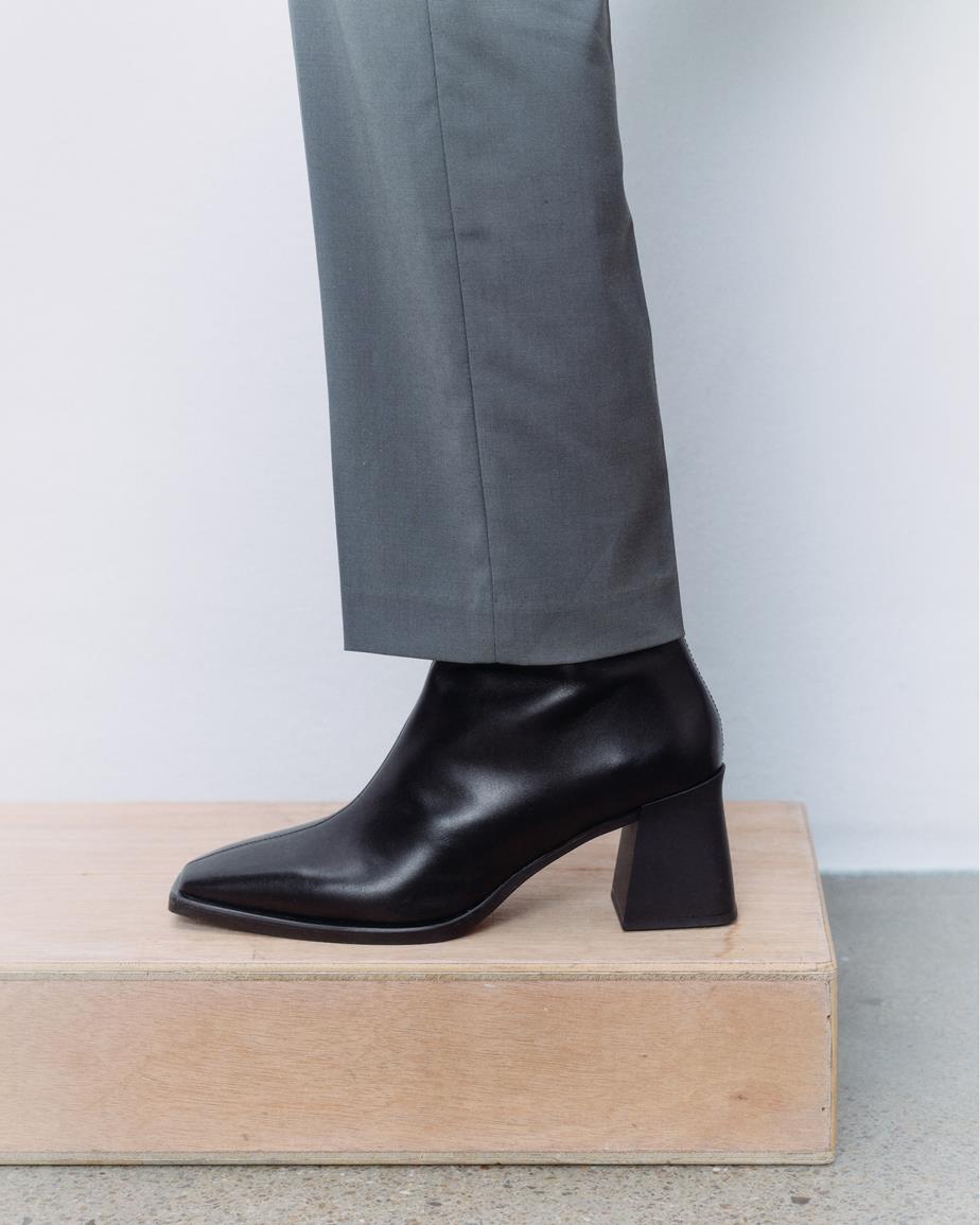 VAGABOND HEDDA STIVALETTI - BLACK