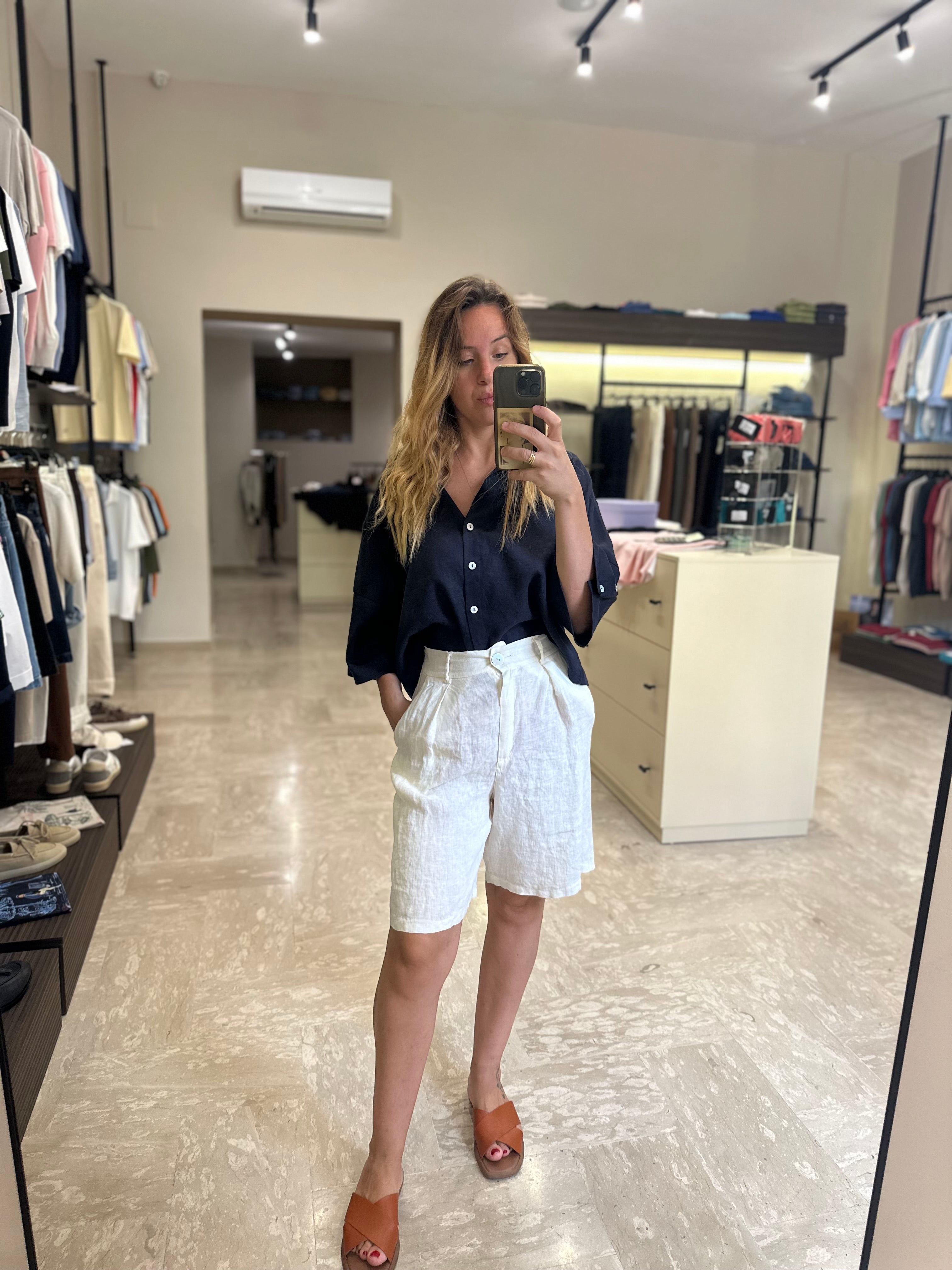 SAIPH SHORTS IN LINO PANNA - COD.95268