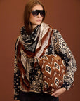 camicetta bicolore con finiture a fantasia paisley cod. WM120B03BLK - Panna/Nero  Meisie