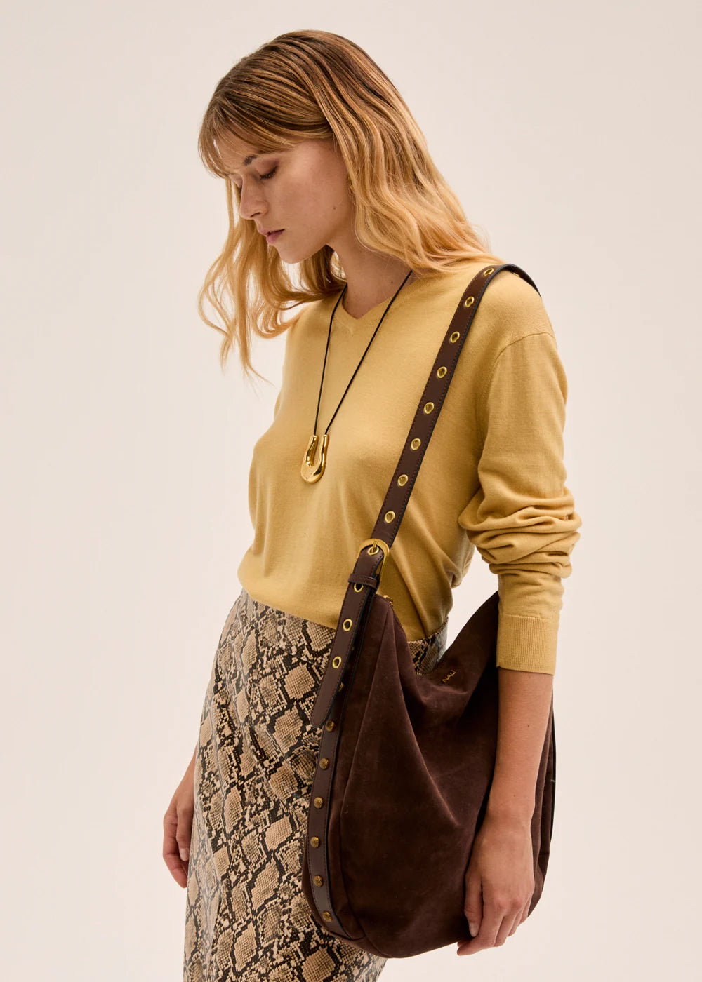 BORSA JOANNE A SPALLA CON BORCHIE MARRONE - NALI' - Marcello Fontana Shop