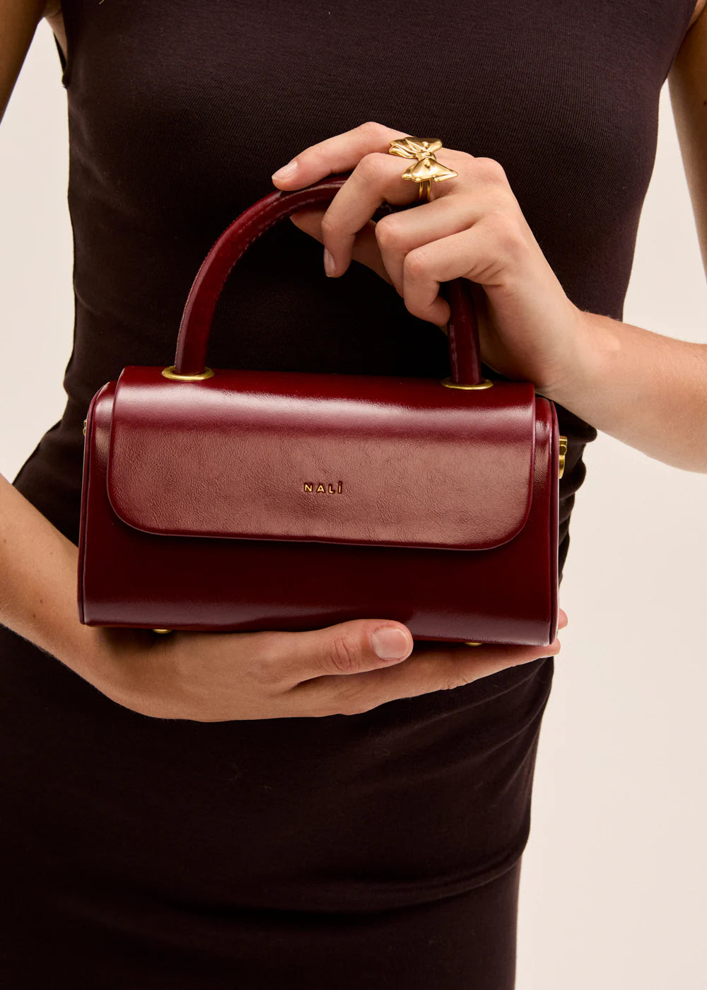 BORSA PHOEBE A MANO RIGIDA BORDEAUX - NALI' - Marcello Fontana Shop